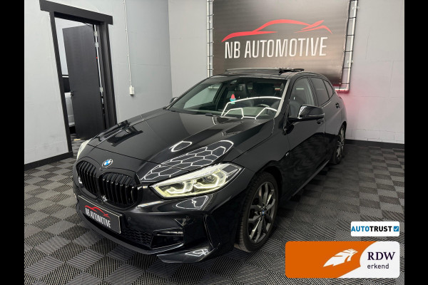 BMW 1-serie 120i M-pakket 2023
