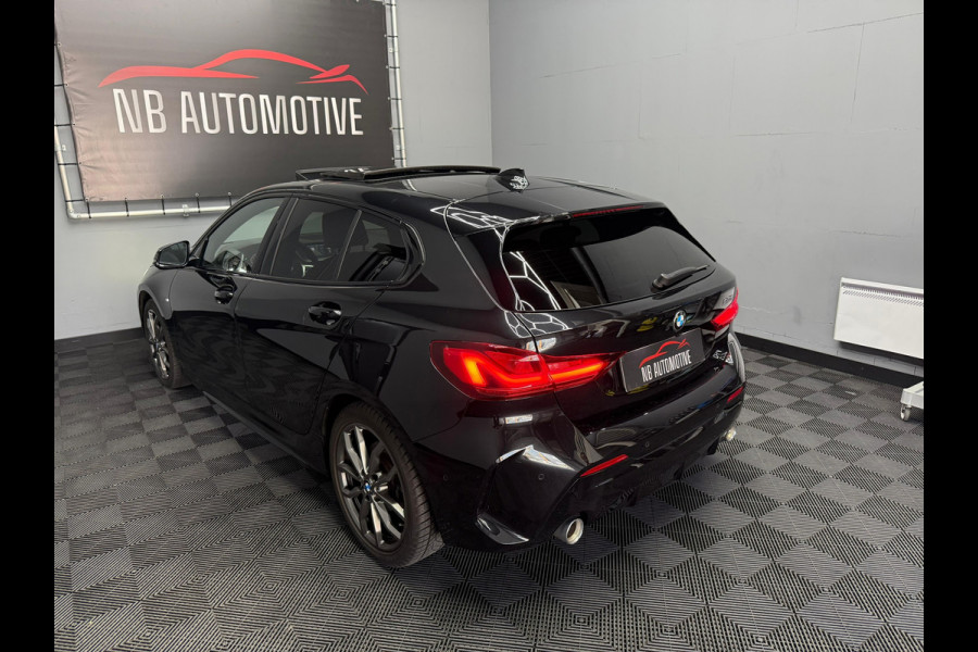 BMW 1-serie 120i M-pakket 2023
