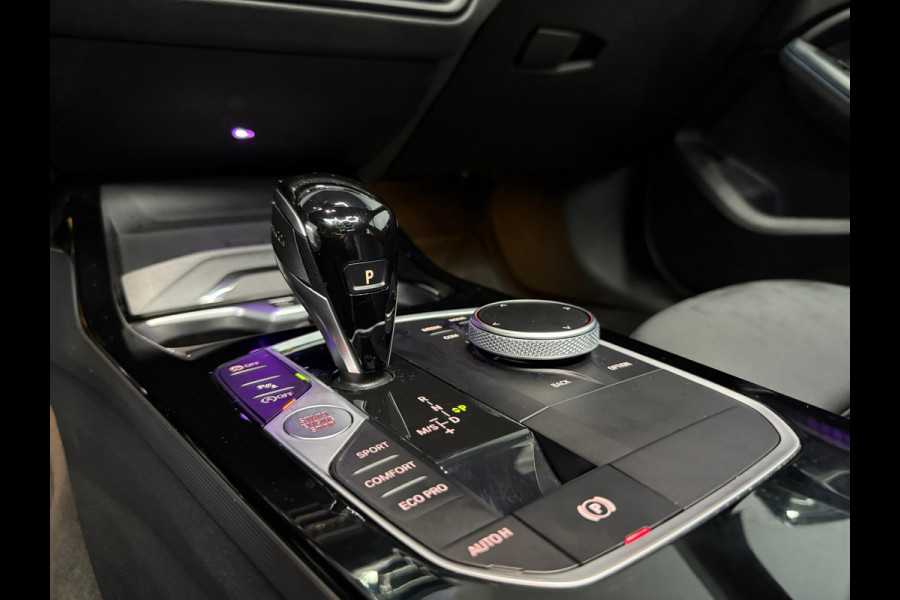 BMW 1-serie 120i M-pakket 2023