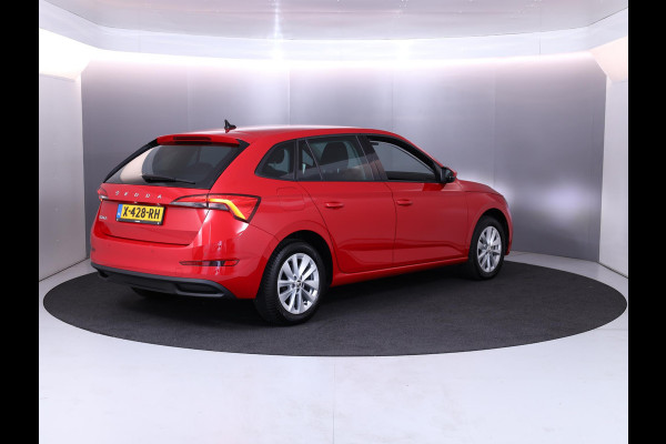 Škoda SCALA 1.0 TSI Ambition 110 PK | Verlengde garantie | Navigatie via App | Parkeersensoren | Privacy glas |