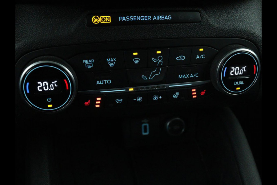 Ford Focus 1.0 EcoBoost Titanium | Stoel & stuurverwarming | Camera | Adaptive cruise | Carplay | B&O Sound | Navigatie | Full LED | Climate control