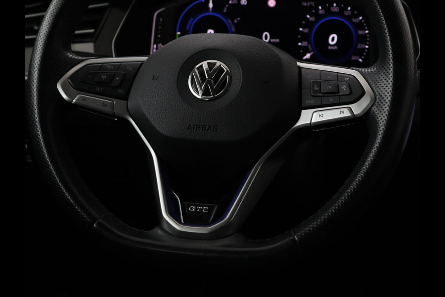 Volkswagen Passat 1.4 TSI PHEV GTE | Trekhaak | Stoelverwarming | Massage | Adaptive cruise | Carplay | Camera | Navigatie | Matrix LED | Virtual Cockpit