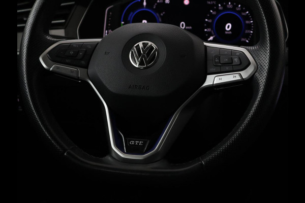Volkswagen Passat 1.4 TSI PHEV GTE | Trekhaak | Stoelverwarming | Massage | Adaptive cruise | Carplay | Camera | Navigatie | Matrix LED | Virtual Cockpit