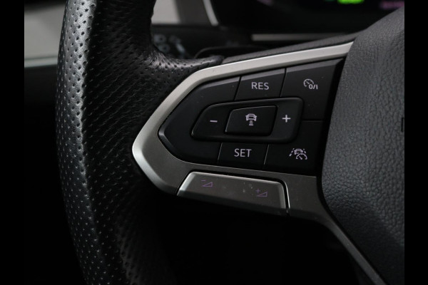 Volkswagen Passat 1.4 TSI PHEV GTE | Trekhaak | Stoelverwarming | Massage | Adaptive cruise | Carplay | Camera | Navigatie | Matrix LED | Virtual Cockpit