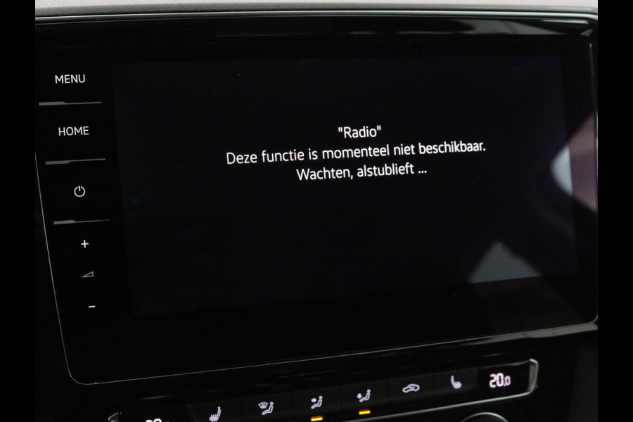 Volkswagen Passat 1.4 TSI PHEV GTE | Trekhaak | Stoelverwarming | Massage | Adaptive cruise | Carplay | Camera | Navigatie | Matrix LED | Virtual Cockpit