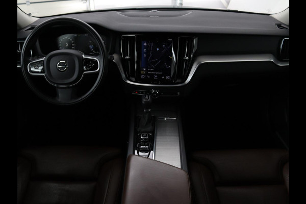Volvo V60 2.0 T5 Inscription | Stoelventilatie | Leder | Trekhaak | Carplay | Adaptive cruise | Harman/Kardon | Achterbankverwarming | Full LED | Dodehoek detectie | Navigatie