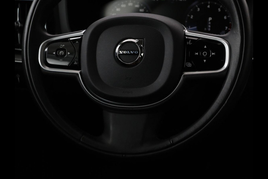 Volvo V60 2.0 T5 Inscription | Stoelventilatie | Leder | Trekhaak | Carplay | Adaptive cruise | Harman/Kardon | Achterbankverwarming | Full LED | Dodehoek detectie | Navigatie