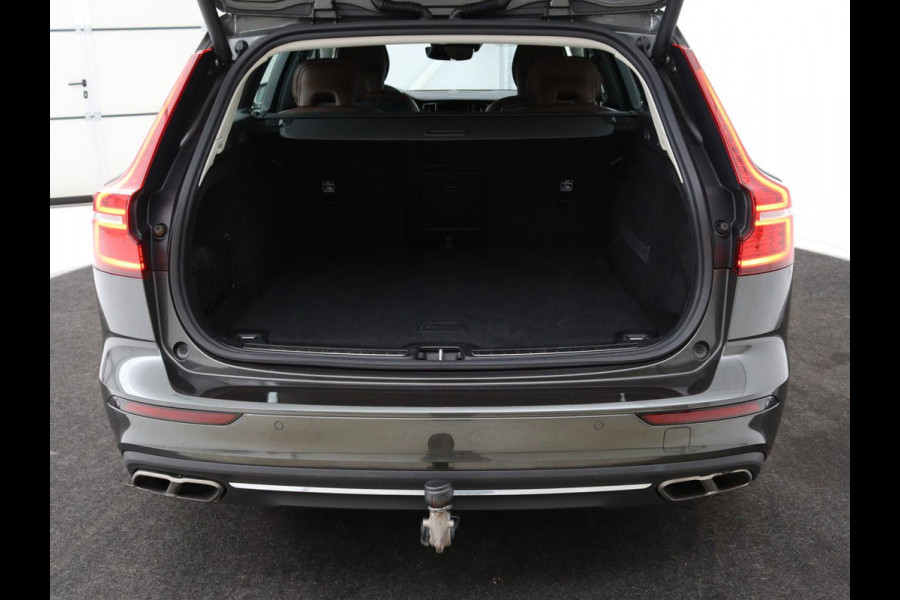 Volvo V60 2.0 T5 Inscription | Stoelventilatie | Leder | Trekhaak | Carplay | Adaptive cruise | Harman/Kardon | Achterbankverwarming | Full LED | Dodehoek detectie | Navigatie