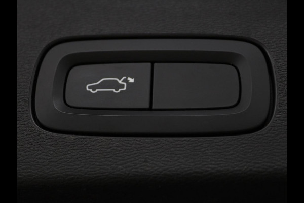 Volvo V60 2.0 T5 Inscription | Stoelventilatie | Leder | Trekhaak | Carplay | Adaptive cruise | Harman/Kardon | Achterbankverwarming | Full LED | Dodehoek detectie | Navigatie