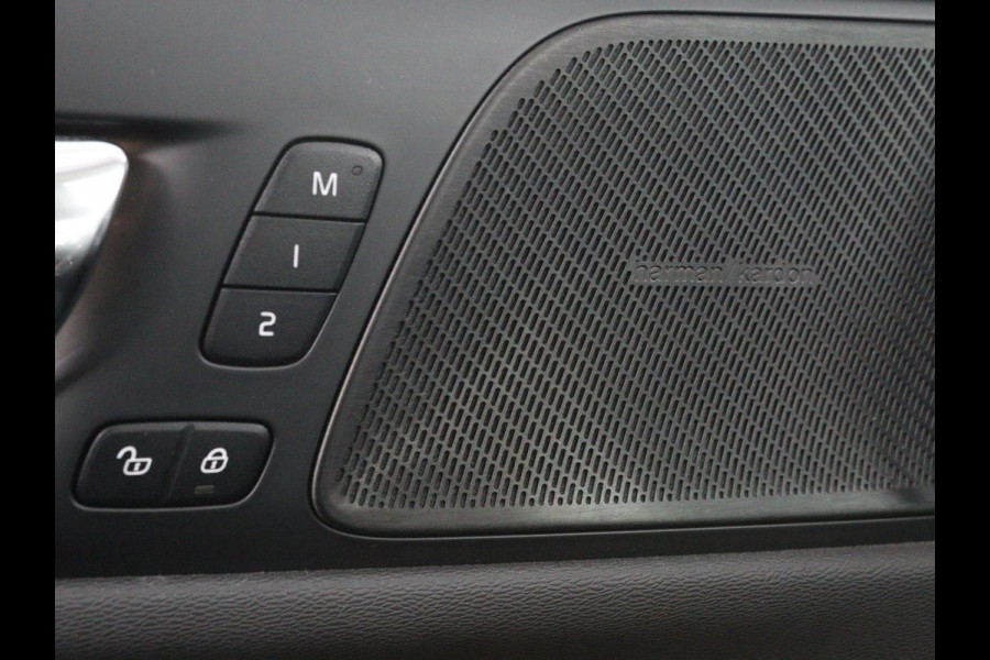 Volvo V60 2.0 T5 Inscription | Stoelventilatie | Leder | Trekhaak | Carplay | Adaptive cruise | Harman/Kardon | Achterbankverwarming | Full LED | Dodehoek detectie | Navigatie