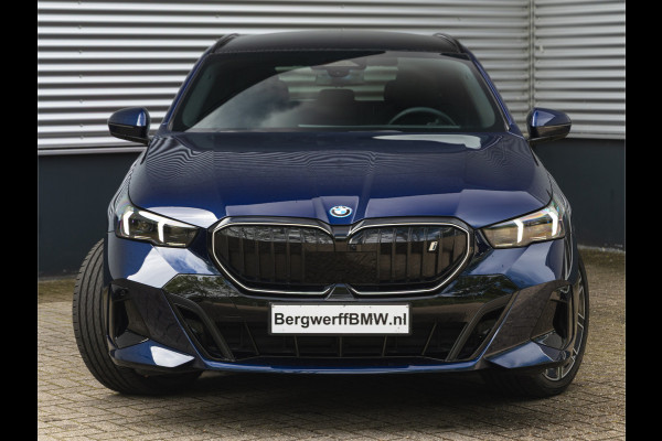 BMW i5 Touring eDrive40 M-Sport Pro - Pano - Onderstel Prof - Stoelventilatie