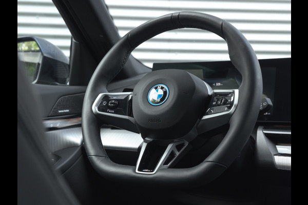 BMW i5 Touring eDrive40 M-Sport Pro - Pano - Onderstel Prof - Stoelventilatie