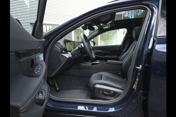 BMW i5 Touring eDrive40 M-Sport Pro - Pano - Onderstel Prof - Stoelventilatie