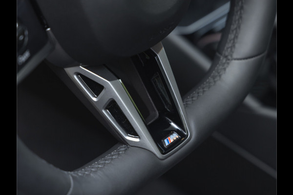 BMW i5 Touring eDrive40 M-Sport Pro - Pano - Onderstel Prof - Stoelventilatie