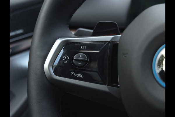 BMW i5 Touring eDrive40 M-Sport Pro - Pano - Onderstel Prof - Stoelventilatie