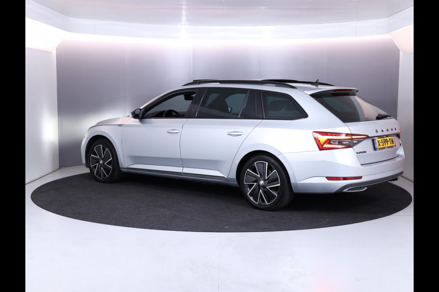 Škoda Superb Combi 1.4 TSI iV Sportline Business 218 pk | Verlengde garantie | Navigatie | Panoramadak | Parkeersensoren | Achteruitrijcamera | Stoelverwarming v/a |