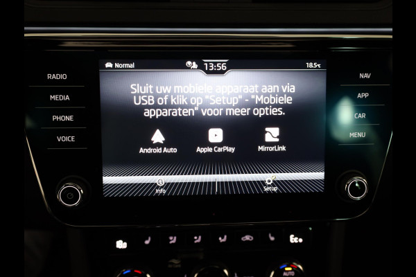 Škoda Superb Combi 1.4 TSI iV Sportline Business 218 pk | Verlengde garantie | Navigatie | Panoramadak | Parkeersensoren | Achteruitrijcamera | Stoelverwarming v/a |