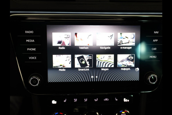 Škoda Superb Combi 1.4 TSI iV Sportline Business 218 pk | Verlengde garantie | Navigatie | Panoramadak | Parkeersensoren | Achteruitrijcamera | Stoelverwarming v/a |
