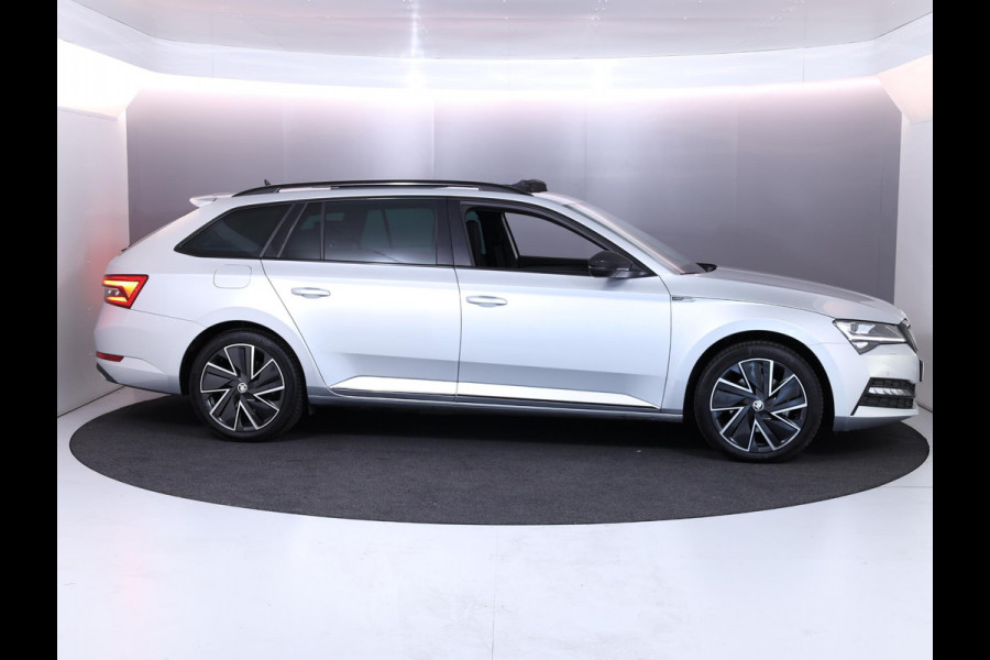 Škoda Superb Combi 1.4 TSI iV Sportline Business 218 pk | Verlengde garantie | Navigatie | Panoramadak | Parkeersensoren | Achteruitrijcamera | Stoelverwarming v/a |