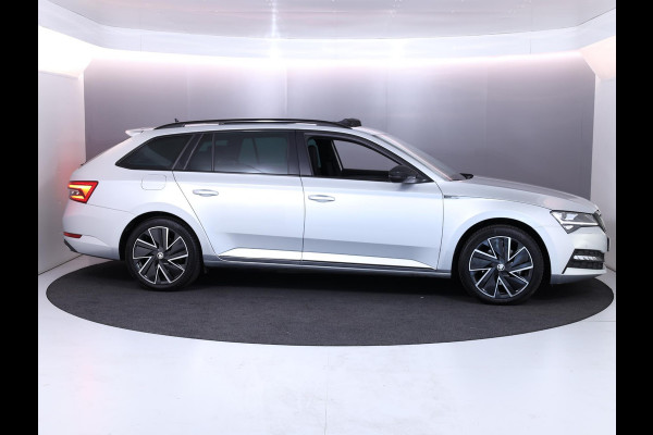Škoda Superb Combi 1.4 TSI iV Sportline Business 218 pk | Verlengde garantie | Navigatie | Panoramadak | Parkeersensoren | Achteruitrijcamera | Stoelverwarming v/a |