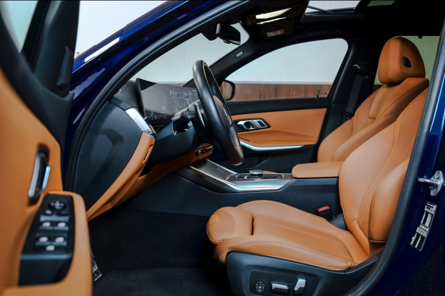 BMW 3 Serie Touring 320i High Executive M-sport |Pano|Memor|Head-Up|Trekhaak