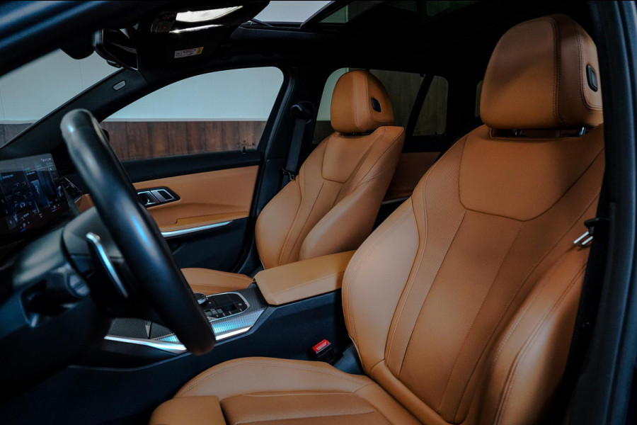BMW 3 Serie Touring 320i High Executive M-sport |Pano|Memor|Head-Up|Trekhaak