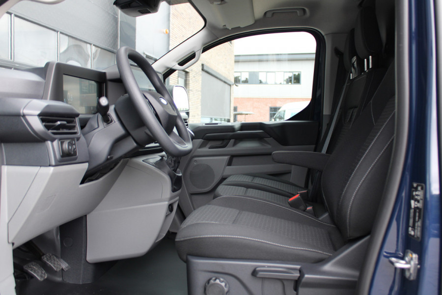 Ford Transit Custom 320 2.0 TDCI L2H1 Trend 136pk - 2x Schuifdeur - Carplay - Camera - Stoelverwarming - LED - 70l tank - Rijklaar