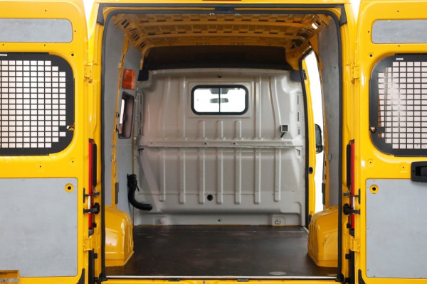Peugeot Boxer 335 2.0 BlueHDI 130pk E6 L2H2 Premium Airco 10-2019