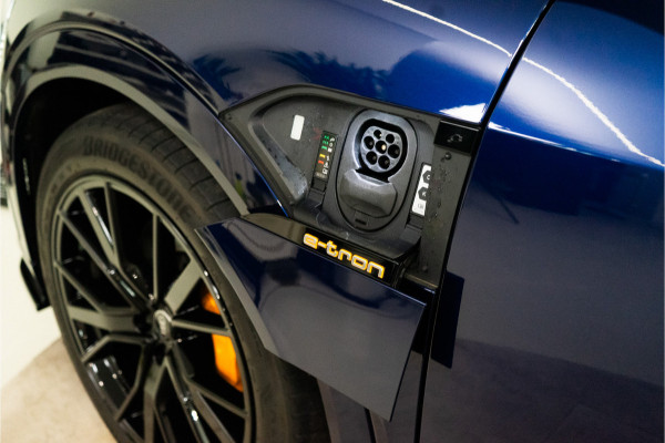 Audi e-tron Sportback 50 Quattro S Edition 71 kWh 313PK | Pano | B&O | Sfeer | VOL! 12 MND Garantie