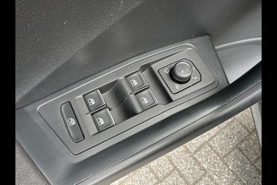Volkswagen T-Roc 1.0 TSI Style 1eEig|ACC|Navi|Carplay|Climate|Trekhaak