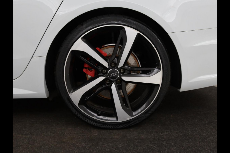 Audi A6 2.0 TFSI quattro S line | Stoelverwarming | Trekhaak | Leder/Alcantara | Camera | Navigatie | Achterbankverwarming | 20'' lichtmetalen velgen | Xenon | Parkeerhulp | Bluetooth