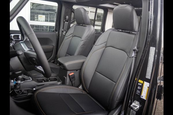 Jeep Wrangler Unlimited 4xe 380 Sahara | Uit voorraad leverbaar | MY25 | Sky One-Touch Power Soft Top | 22" Brute velgen | Geel kenteken !