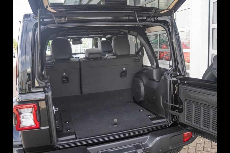 Jeep Wrangler Unlimited 4xe 380 Sahara | Uit voorraad leverbaar | MY25 | Sky One-Touch Power Soft Top | 22" Brute velgen | Geel kenteken !