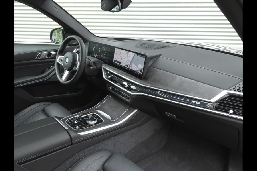 BMW X5 xDrive50e M-Sport Pro - Active Steering - Massage + Ventilatiezetels - Volleder