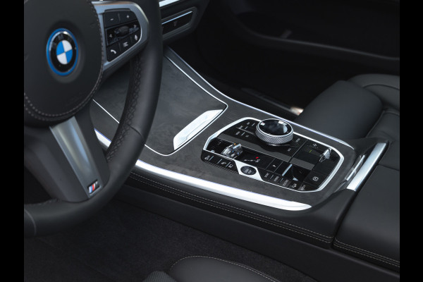 BMW X5 xDrive50e M-Sport Pro - Active Steering - Massage + Ventilatiezetels - Volleder