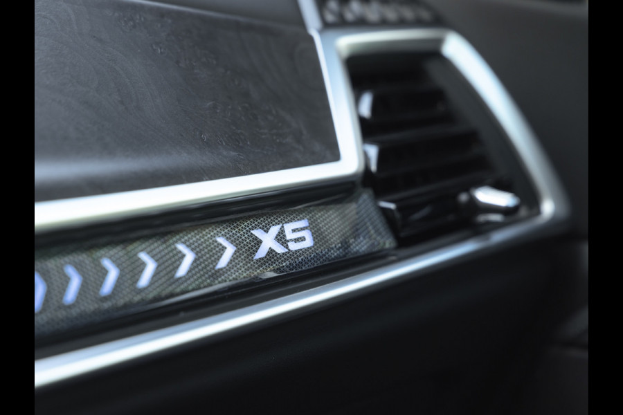 BMW X5 xDrive50e M-Sport Pro - Active Steering - Massage + Ventilatiezetels - Volleder