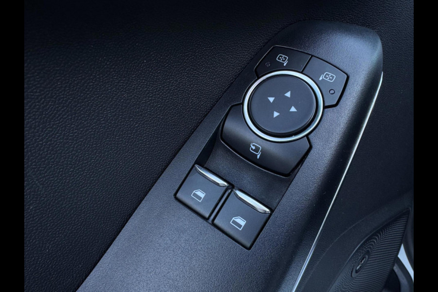 Ford Fiesta 1.0 EcoBoost Titanium NIEUWE RIEM / WINTERPACK / INPARKEREN / LMV / CARPLAY / NAVIGATIE / ACC / CAMERA