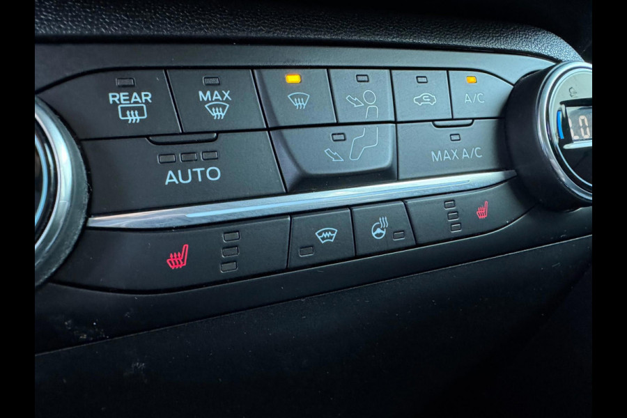 Ford Fiesta 1.0 EcoBoost Titanium NIEUWE RIEM / WINTERPACK / INPARKEREN / LMV / CARPLAY / NAVIGATIE / ACC / CAMERA