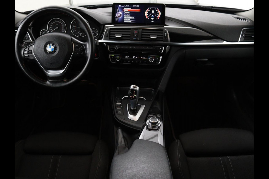 BMW 4 Serie Gran Coupé 420i Sport Line | Stoelverwarming | Full LED | Sportstoelen | Bluetooth | Climate control | Parkeerhulp | Cruise control