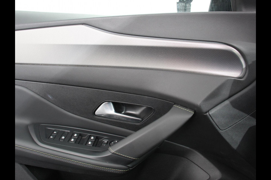 Peugeot 308 1.2 PureTech 130pk Automaat GT SW Climate control Adaptive cruise control Parkeersensoren Achteruitrijcamera Navigatie Voorstoelen verwarmd LED Apple Carplay/ Android Auto
