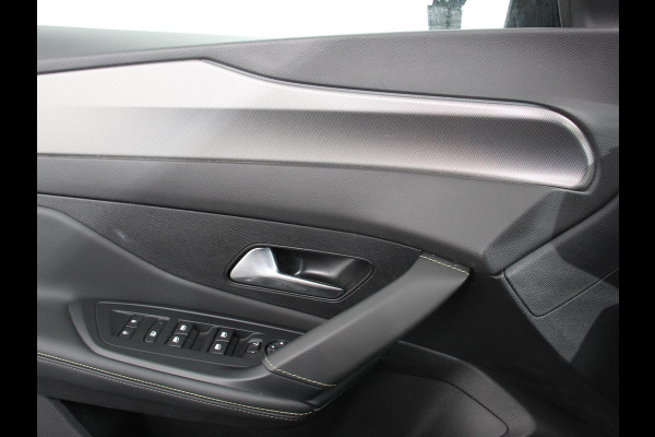 Peugeot 308 1.2 PureTech 130pk Automaat GT SW Climate control Adaptive cruise control Parkeersensoren Achteruitrijcamera Navigatie Voorstoelen verwarmd LED Apple Carplay/ Android Auto