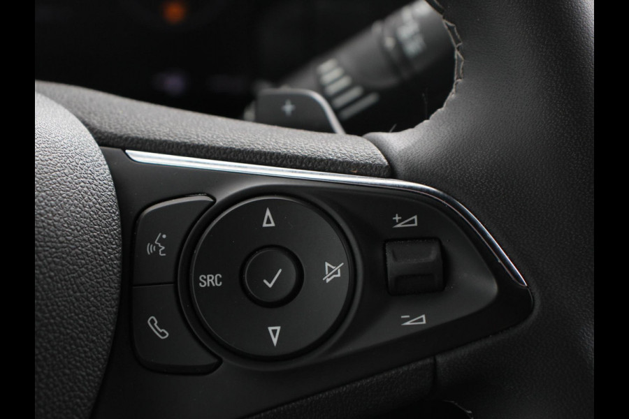 Opel Mokka 1.2 Turbo 130pk Automaat Ultimate Navigatie Apple Carplay/Android Auto Camera Parkeersensoren achter Crusie Control Stoel-en stuurverwarming Ledverlichting Getinte ramen Climate Control