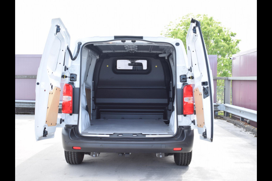 Peugeot Expert L2 2.0 145PK LAADRUIMTE BETIMMERING | CAMERA + SENSOREN | CARPLAY | NAVIGATIE | DIRECT LEVERBAAR