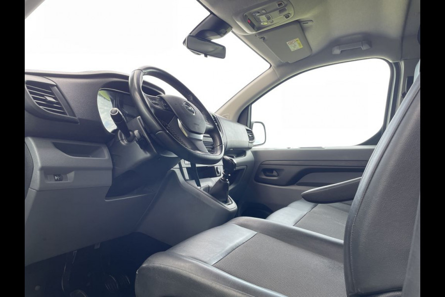 Opel Vivaro 2.0 CDTI E6 150pk L2 Innovation 3-zits Lease €238 p/m, Airco, Navi + Camera, PDC, Trekhaak, Volledig onderhoudshistorie aanwezig