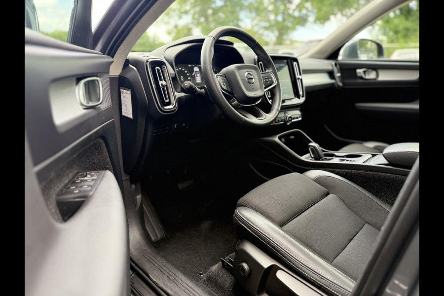 Volvo XC40 2.0 T4 190 PK AUT. Pano|El.Trekhaak|AutoPilot