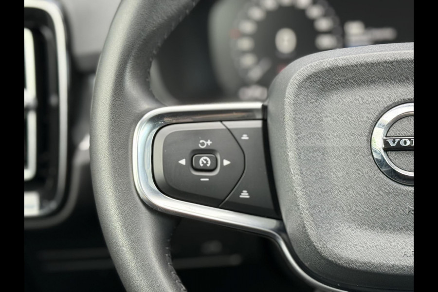 Volvo XC40 2.0 T4 190 PK AUT. Pano|El.Trekhaak|AutoPilot