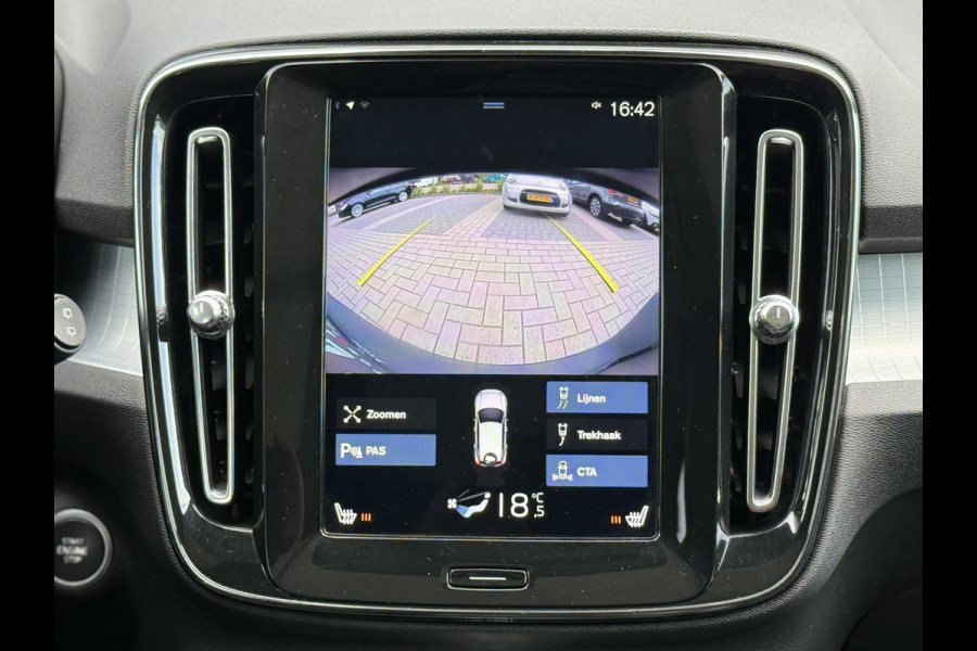 Volvo XC40 2.0 T4 190 PK AUT. Pano|El.Trekhaak|AutoPilot