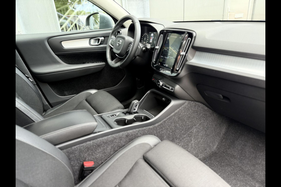 Volvo XC40 2.0 T4 190 PK AUT. Pano|El.Trekhaak|AutoPilot