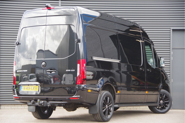 Mercedes-Benz Sprinter 319 3.0 V6 CDI L2H2 AUT. LED, ADAPT. CRUISE, 3.5T TREKHAAK, 38.000KM! 360 CAMERA, MBUX 10.25'', CLIMA, STOELVERWARMING, STANDKAC