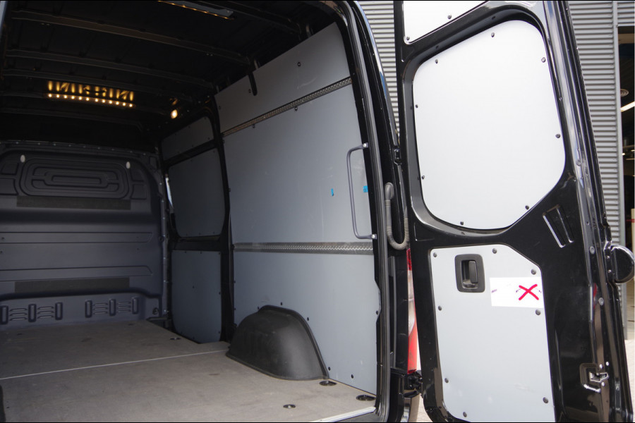 Mercedes-Benz Sprinter 319 3.0 V6 CDI L2H2 AUT. LED, ADAPT. CRUISE, 3.5T TREKHAAK, 38.000KM! 360 CAMERA, MBUX 10.25'', CLIMA, STOELVERWARMING, STANDKAC